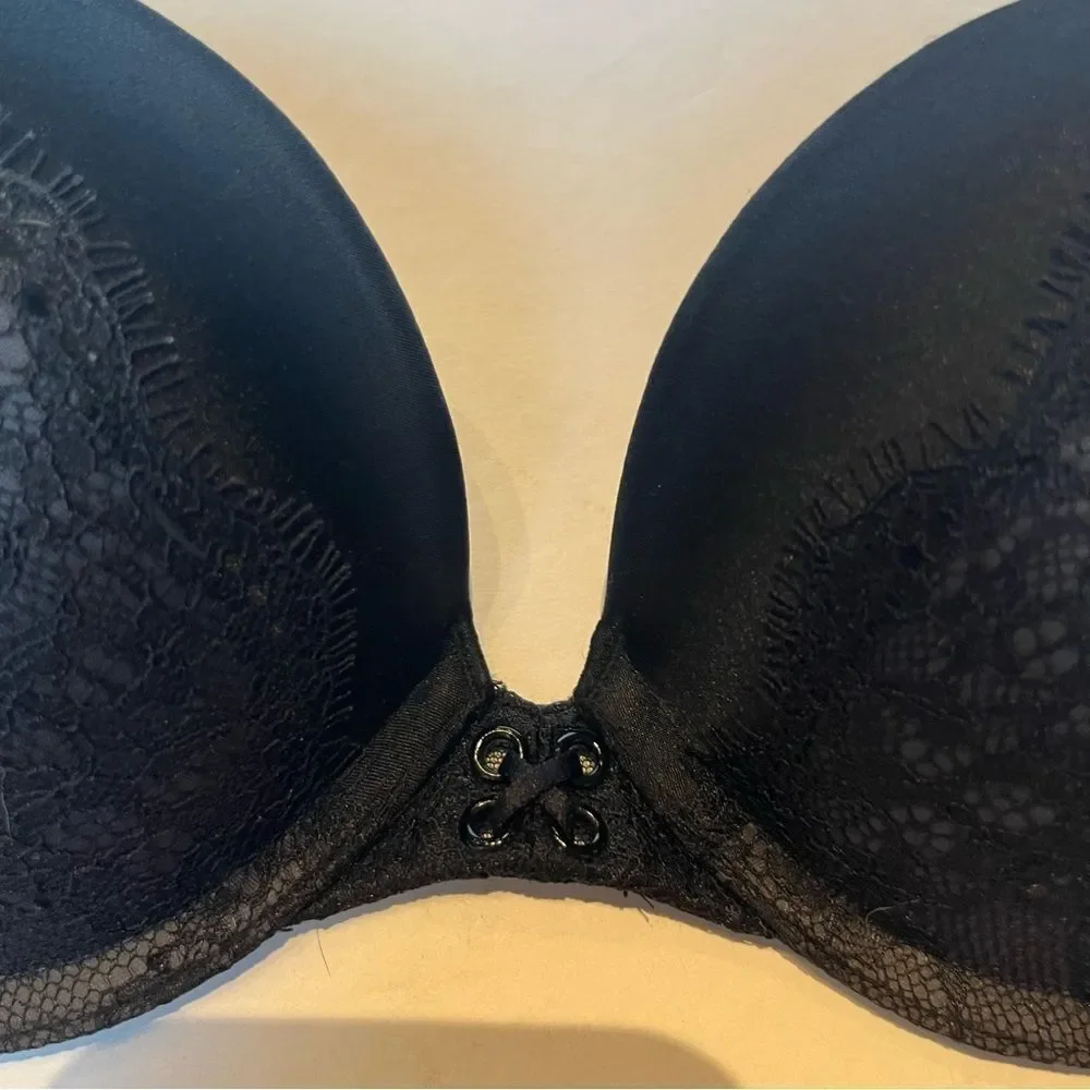 Victoria's Secret Very Sexy Push Up Black Lace Bra Size 32C